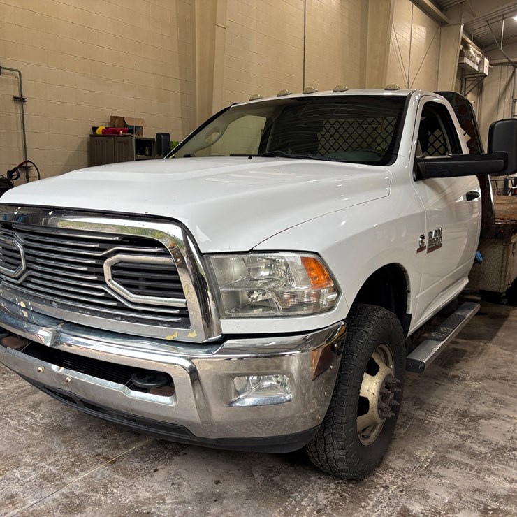 2015 DODGE RAM 3500