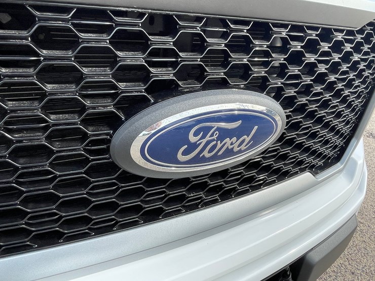 2020-ford-f150-image-9