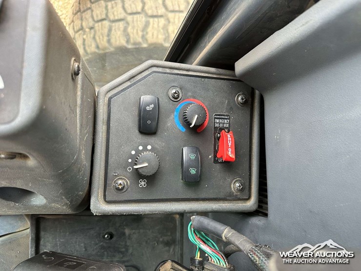 john-deere-872-image-25