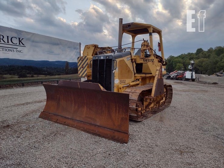 2000-deere-650h-lt-image-51