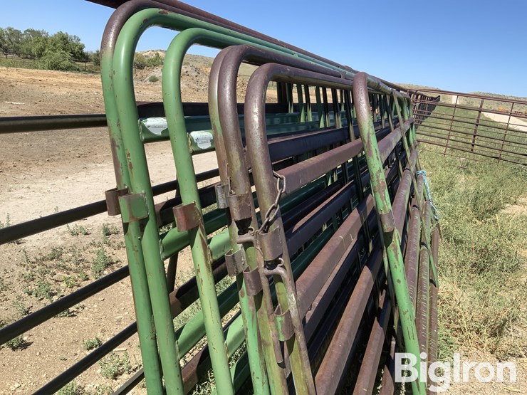 powder-river-portable-panels-w/gate-image-12