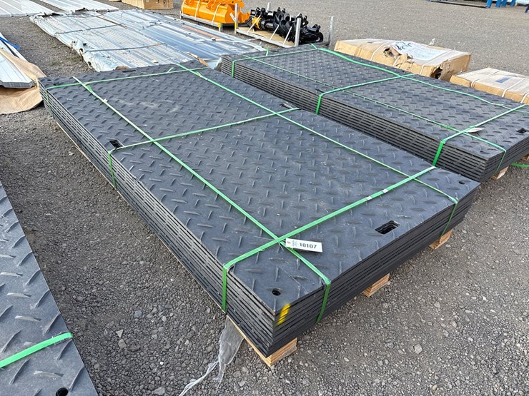 #1031-•-qty(12)-4'-x-8'-ground-protection-mats-image-1
