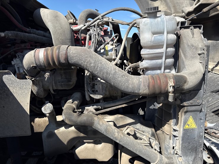 2015-international-prostar-image-84