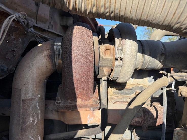 mack-dm685s-image-13