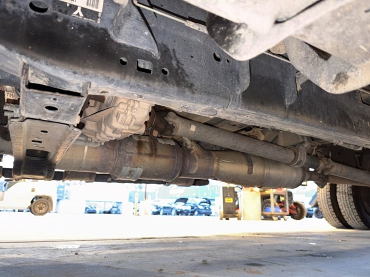 2019-ford-f550-image-34