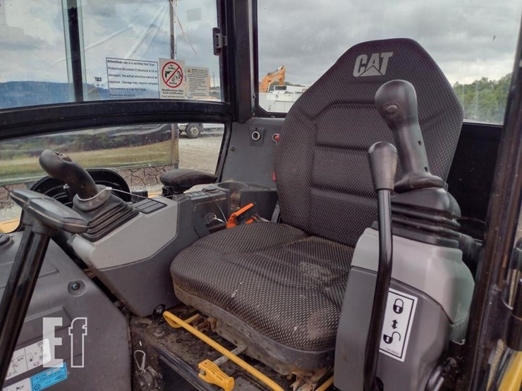 2022-caterpillar-303cr-image-11