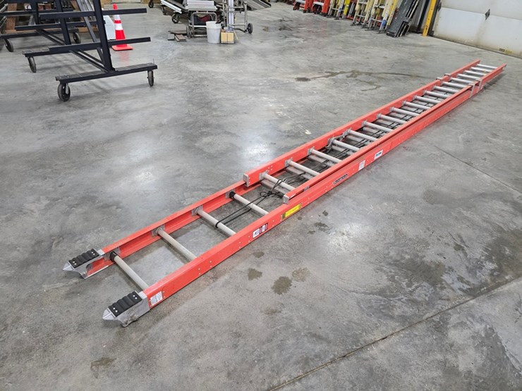 #9734-•-louisville-36'-extension-ladder-image-6