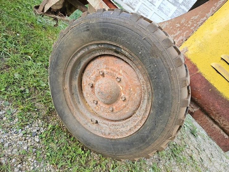 #8737-•-timken-bearing-equipment-towable-concrete-mixer-image-21