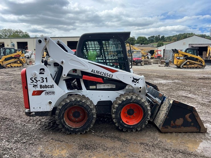 2018-bobcat-s570-image-8