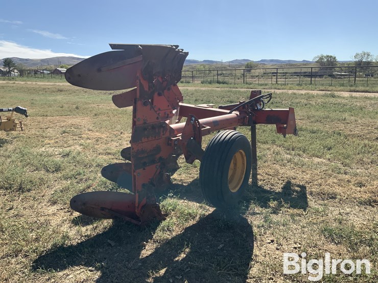 massey-ferguson-570-image-5