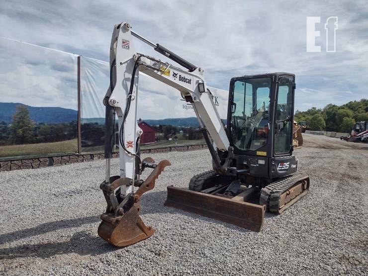 2019-bobcat-e35-image-36