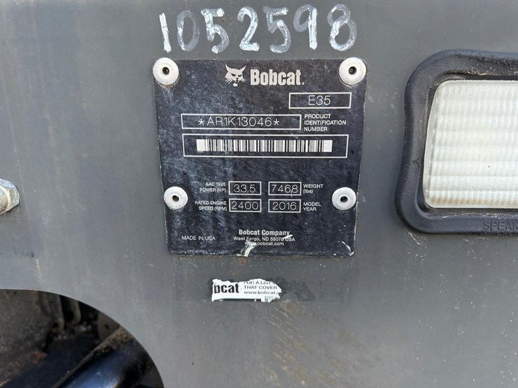 2016-bobcat-e35-image-28