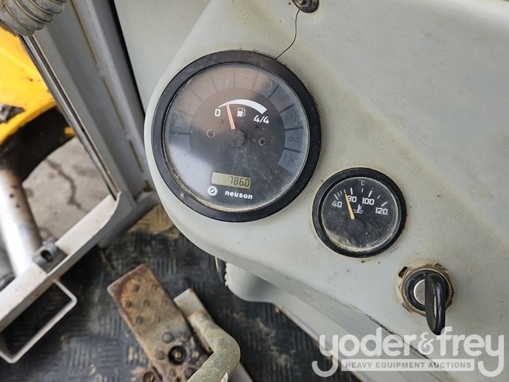 2008-neuson-8003-image-40