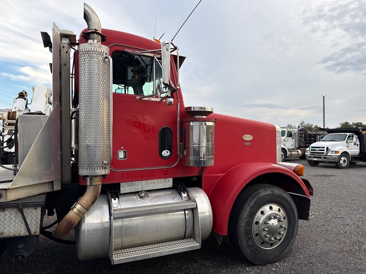 1997-peterbilt-357-image-4