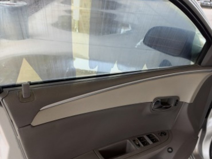 2012-chevrolet-malibu-sdn-image-10