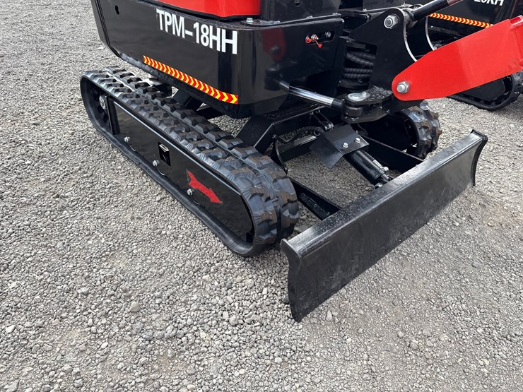 #1070-•-2026-tpm-18hh-mini-excavator-image-4