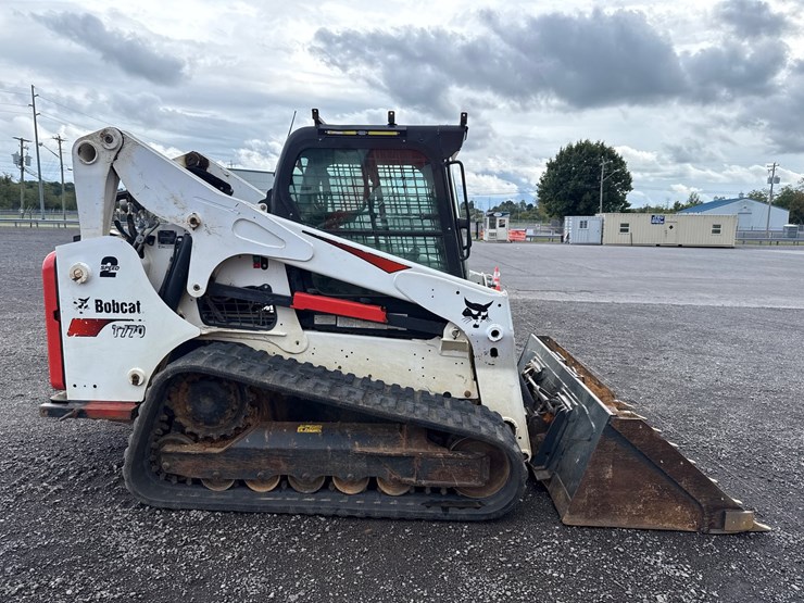 2020-bobcat-t770-image-4