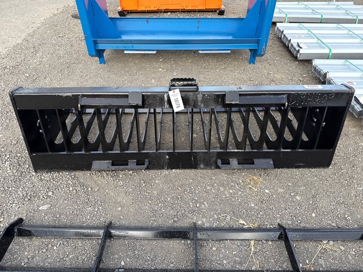 #1002-•-76"-skid-steer-skeleton-bucket-image-3