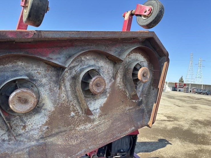 toro-groundsmaster-580d-image-9