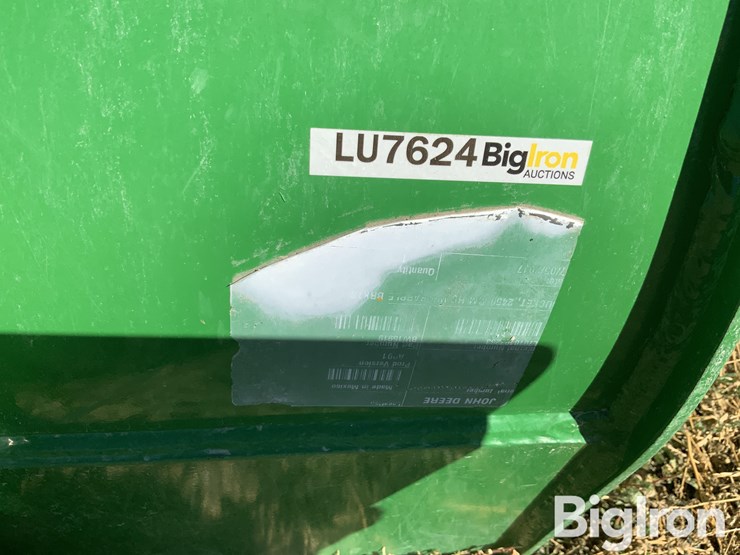 john-deere-grapple-bucket-image-17
