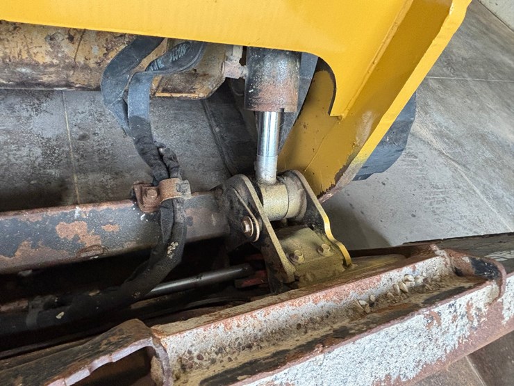 caterpillar-289d-image-13