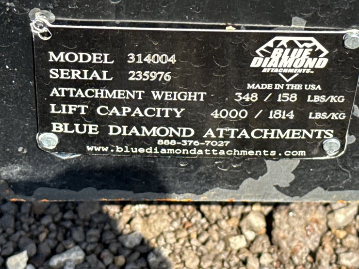 #2047-•-blue-diamond-48"-skid-steer-pallet-forks-image-3