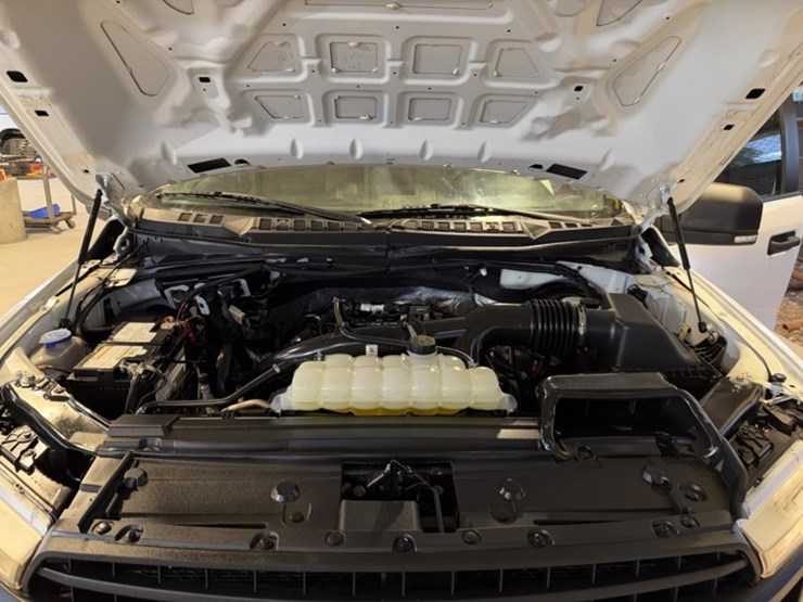 2019-ford-f150-image-13
