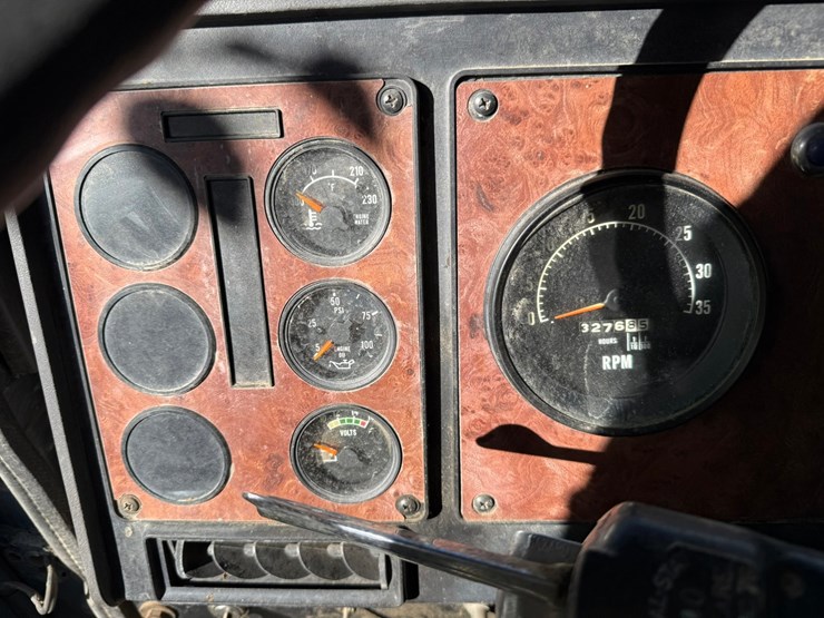 international-paystar-5000-image-61