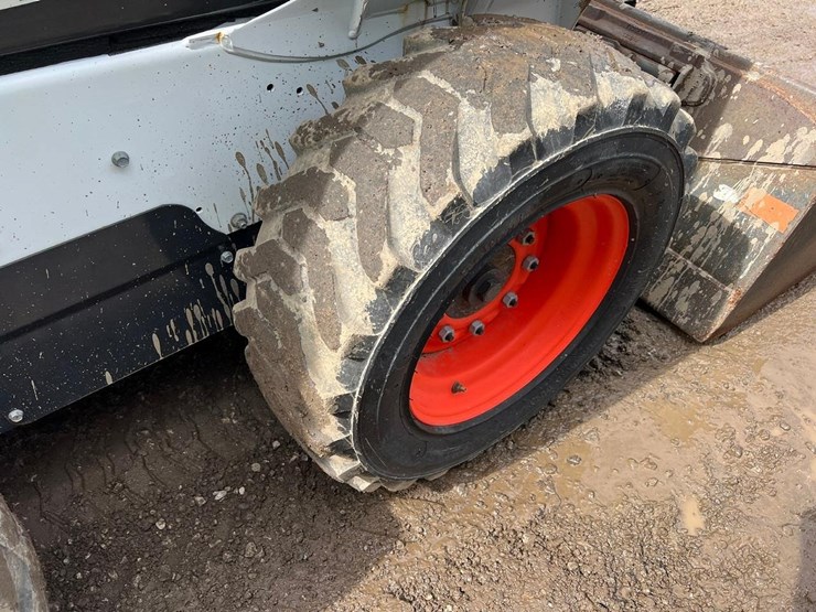 2018-bobcat-s570-image-18
