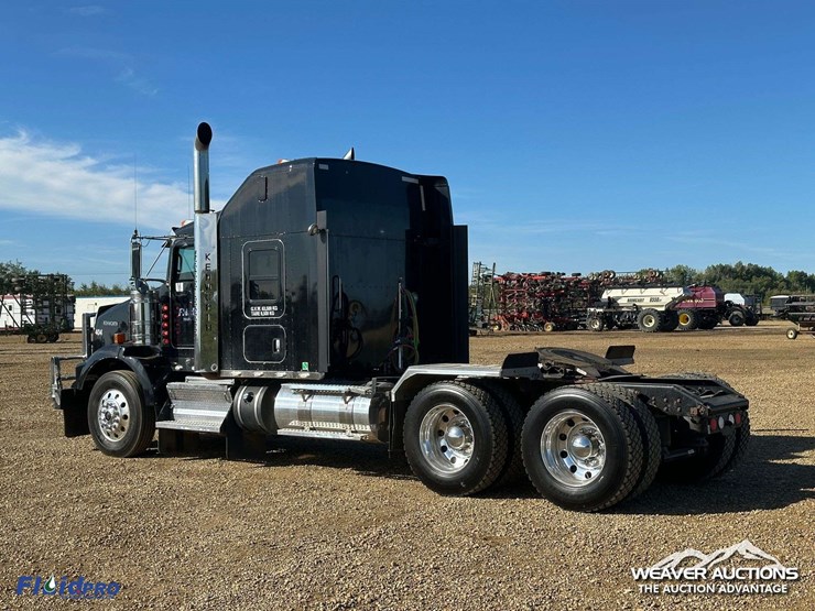 kenworth-t800-image-4