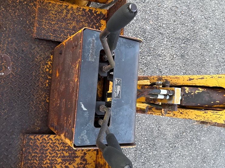 john-deere-310-image-20