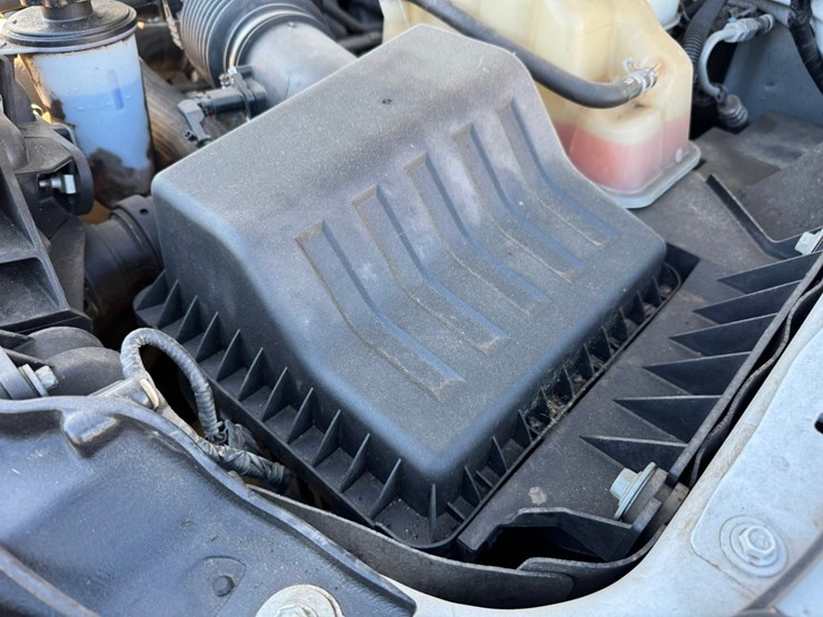 2013-ford-f550-image-49