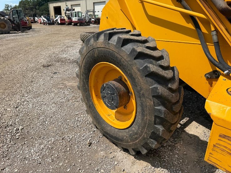 jcb-506c-image-13
