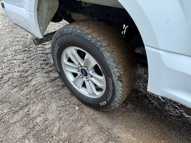 2018-ford-f150-image-16