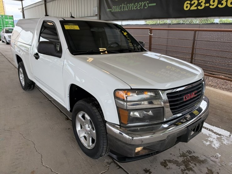 2012-gmc-canyon-image-2