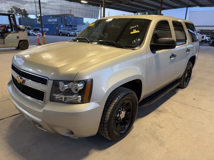 2014-chevrolet-tahoe-image-4