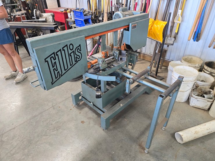 #2-•-zweifel-construction-auction-preview-photos-image-14