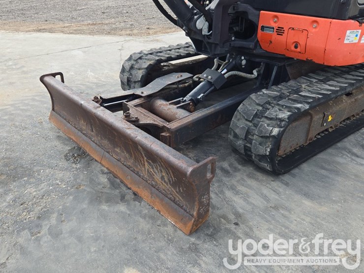2022-kubota-kx040-4-image-19
