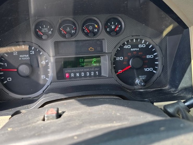2008-ford-f550-image-23