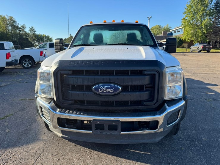 2013-ford-f550-image-8