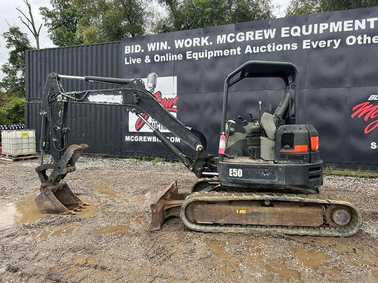2017-bobcat-e50-image-3