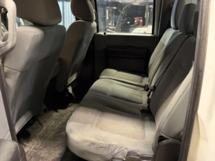 2013-ford-f250-image-27
