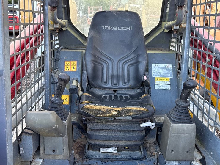 takeuchi-tl8-image-12