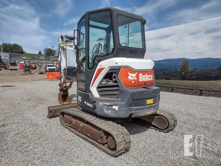 2019-bobcat-e35-image-35