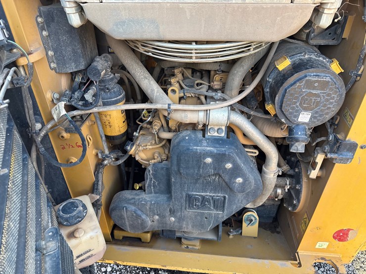 caterpillar-249d3-image-10