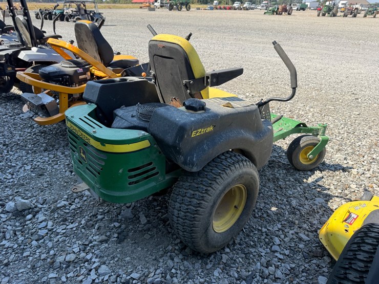 john-deere-z445-image-3
