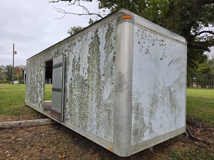 #25263-•-26ft-box-truck-bed-image-7
