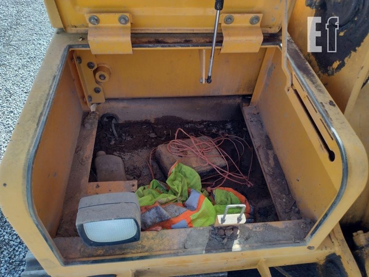 hyundai-robex-210-lc-7-image-35