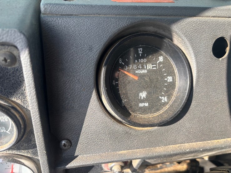 mack-rd688s-image-54