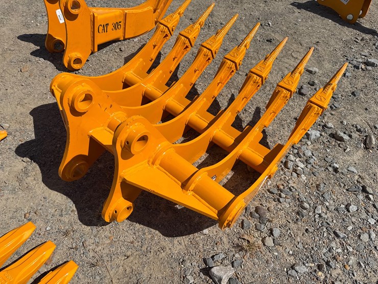 #52-•-giyi-cat-305-32"-excavator-rake-w/-teeth-inv#55145-image-5